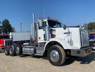 2003 KENWORTH T800W TRI AXLE DAYCAB 386507