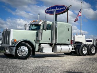 2005 PETERBILT 379EXHD SLEEPER 853435
