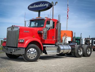 2005 KENWORTH W900 DAYCAB 119535