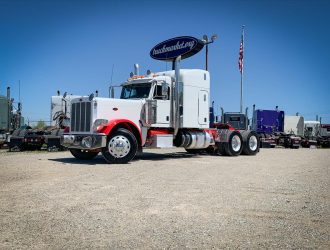 2015 PETERBILT 389 SLEEPER 283849