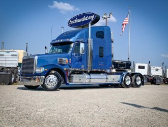 2007 FREIGHTLINER CORONADO SLEEPER Y24030