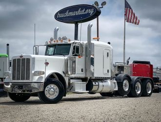 2013 PETERBILT 389 TRI AXLE SLEEPER 163037