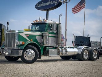 2005 PETERBILT 379EXHD DAYCAB 842698