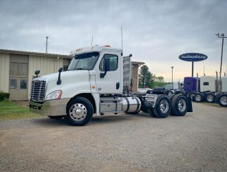 2014 FREIGHTLINER CASCADIA DAYCAB FU6852