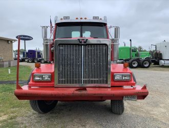 2006 PETERBILT 378 TANDEM AXLE SLEEPER 656255
