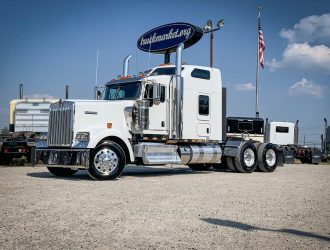 2018 KENWORTH W900L SLEEPER 207033
