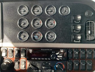 2000 PETERBILT 379EXHD DAYCAB 509687