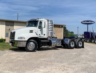 2012 MACK CXU613 DAYCAB 021692