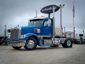 2007 FREIGHTLINER CORONADO DAYCAB Y62390