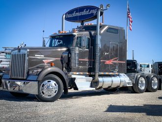 2005 KENWORTH W900L SLEEPER 080189