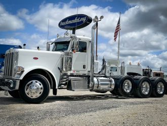 2017 PETERBILT 389 TRI AXLE GLIDER KIT DAYCAB 463842