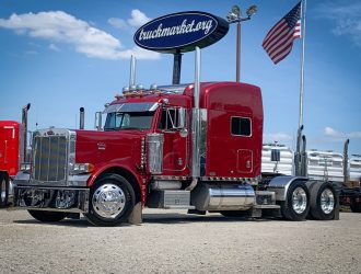 2001 PETERBILT 379EXHD ULTRA SLEEPER 561876