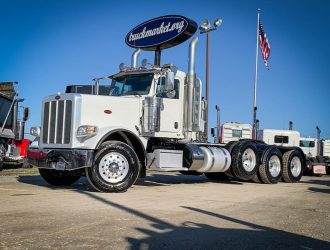 2017 PETERBILT 389 TRI AXLE DAYCAB 433131