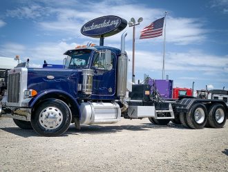 2000 PETERBILT 379 DAYCAB 500218
