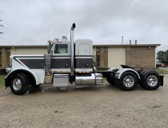 2014 PETERBILT 388 TRI AXLE DAYCAB 237229dc