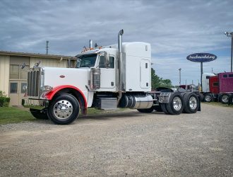 2015 PETERBILT 389 SLEEPER 283846