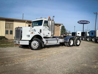 2005 FREIGHTLINER FLD CLASSIC DAYCAB N67210
