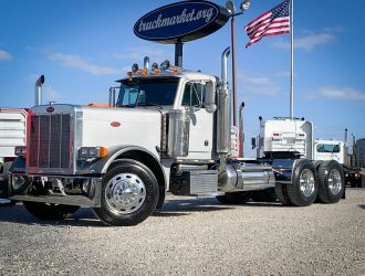 2001 PETERBILT 379EXHD DAYCAB 570314