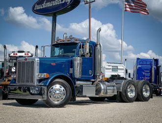 2007 PETERBILT 379 DAYCAB 738371