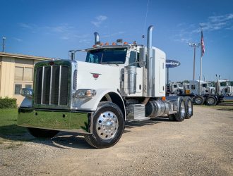 2013 PETERBILT 389 SLEEPER 163056