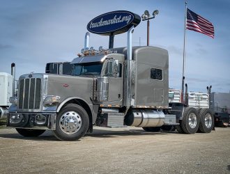 2017 PETERBILT 389 SLEEPER 342343