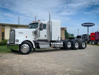 2013 KENWORTH W900L SLEEPER 360073