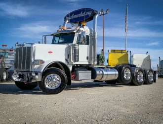 2019 PETERBILT 389 TRI AXLE DAYCAB 266114