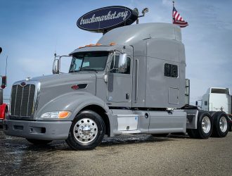 2014 PETERBILT 386 SLEEPER 210980