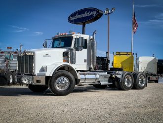 2000 KENWORTH T800W PRE-ELOG DAYCAB 839458