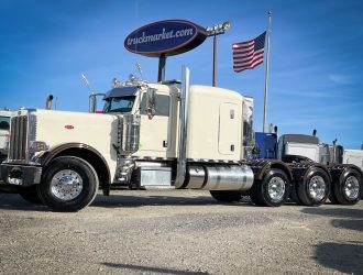 2021 PETERBILT 389 TRI AXLE SLEEPER 752960