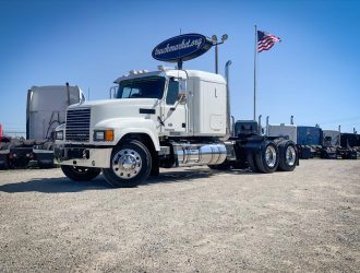 2012 MACK CHU613 SLEEPER 010830
