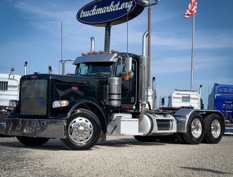2011 PETERBILT 389 DAYCAB 118519