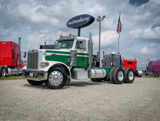 2003 PETERBILT 379 DAYCAB 808726