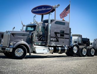 2021 KENWORTH W900L TRI AXLE SLEEPER 445220
