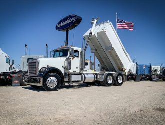 2001 FREIGHTLINER FLD120 DUMP TRUCK H05693