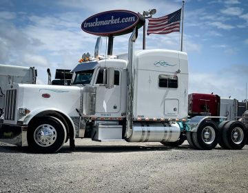 2005 PETERBILT 379X SLEEPER 840572
