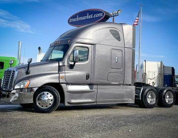 2018 Freightliner Cascadia Glider Kit Js7598