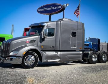 2017 Peterbilt 579 Glider Kit 455435