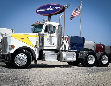 2002 Peterbilt 357 Daycab 581802