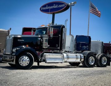 2021 Kenworth W900l Daycab 442165