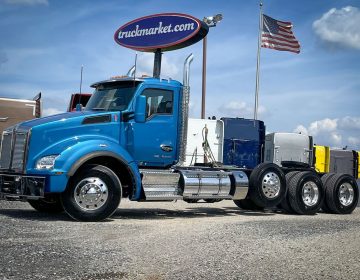 2023 Kenworth T880 Tri Axle Daycab 254679