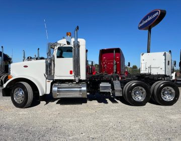 2013 Peterbilt 367 Daycab 163429dc