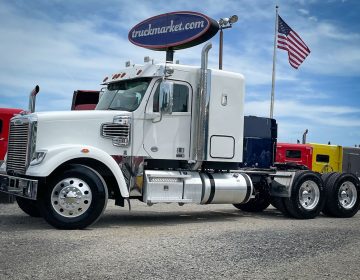 2020 Freightliner Coronado Sleeper Lr5262
