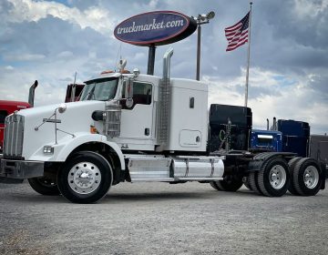 2009 Kenworth T800 Sleeper 252480