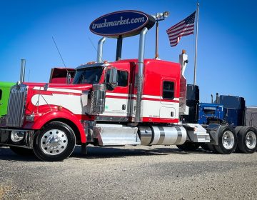 2018 Kenworth W900l Sleeper 202608
