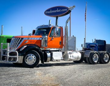 2015 International Lonestar Daycab 663943