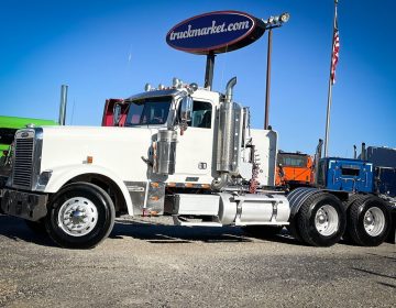 2005 Freightliner Fld132 Classic Xl Daycab N58530