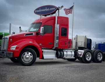 2018 Kenworth T880 Sleeper 223541