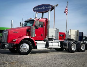 2010 Kenworth T800 Daycab 272437