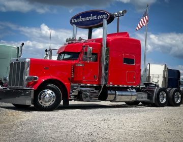 2020 Peterbilt 389 Sleeper 648477